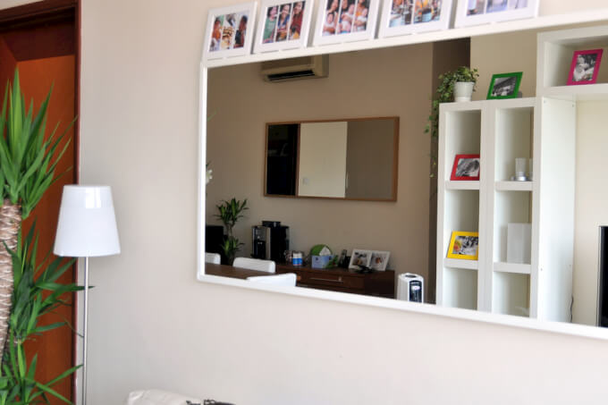 Specchi da parete: tra design e funzionalità homehome Specchi d appoggio